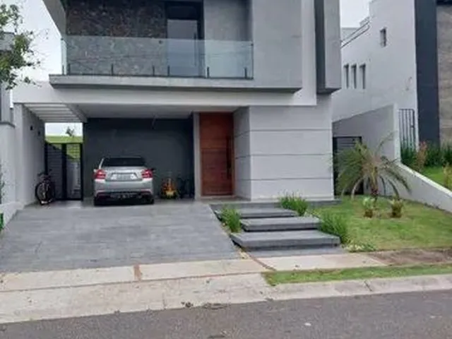 Imagem: Sobrado com 3 Dormitórios À Venda, 246