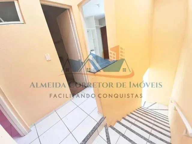 Imagem 3: Casa Duplex C/ 3 Quartos, no Bairro Jangurussu