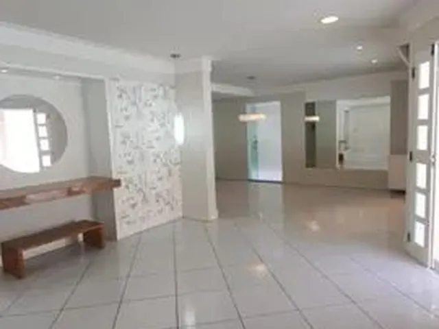 Imagem: Alugo Duplex Climatizada e Projetada em