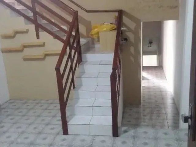 Imagem 9: Sobrado com Barracão nos Fundos