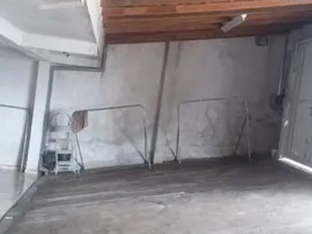 Imagem 10: Sobrado com Barracão nos Fundos