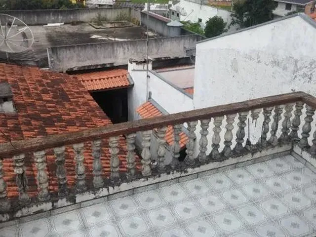Imagem 4: Sobrado com Barracão nos Fundos