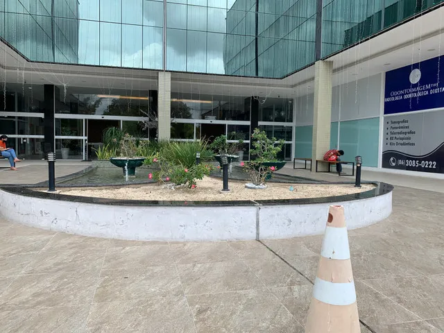 Imagem 5: V.a- Edifício Diamod Center (Loja Térrea
