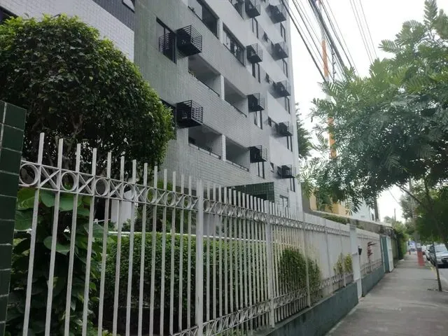 Imagem: Alugo Ótimo Apartamento com 3 Quartos no