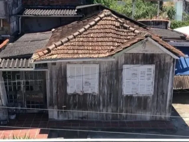 Imagem: Terreno com Casa Mista