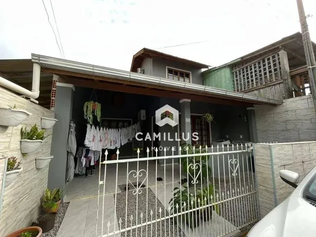 Imagem: Casa com 2 Dormitórios À Venda, 64 M²