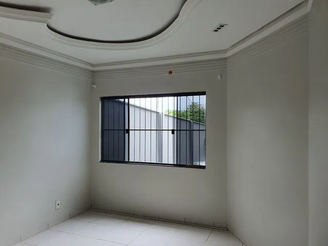 Imagem: Vendo Uma Linda Casa com Arquitetura Moderna