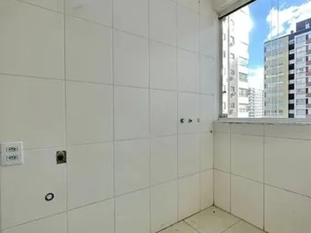 Imagem 15: Frente Praça, 60X Direto