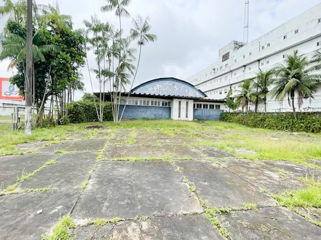 Imagem: 1800M² de Área Construída