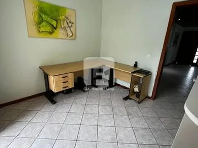 Imagem 10: Casa de 3 Dormitórios no Bairro Carianos