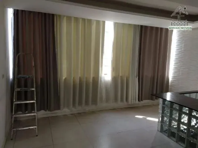 Imagem: A casa possui 1 Dormitório, 1 Banheiro, 33m² de Área e