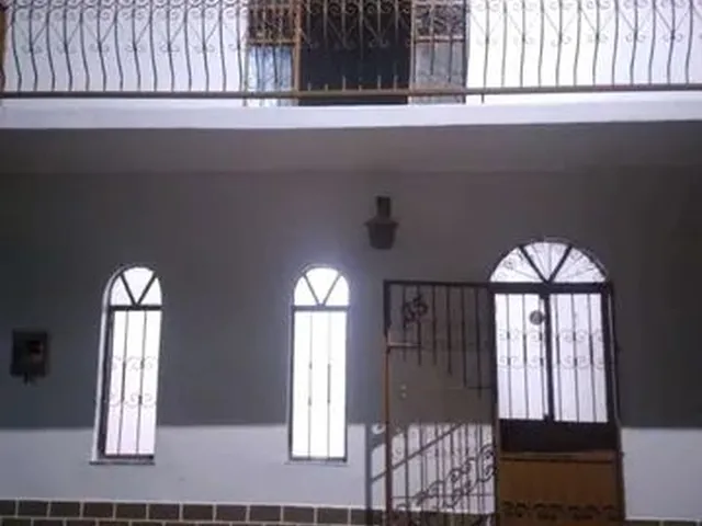 Imagem: Alugo Casa de 02 Quartos no Centro