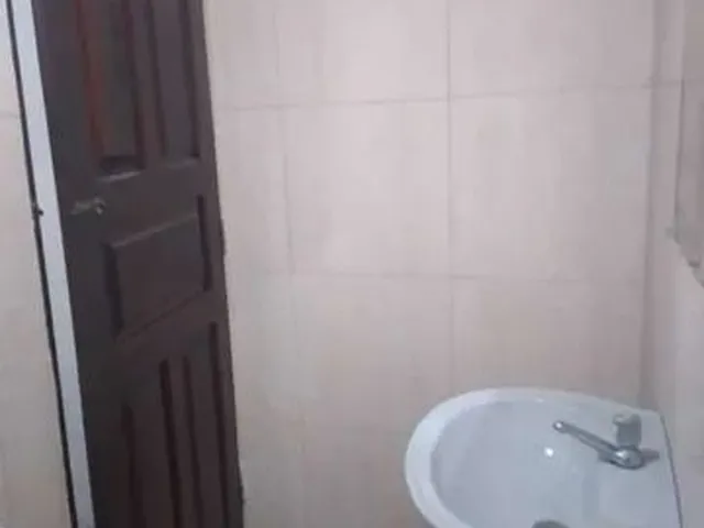 Imagem 3: Alugo Casa de 02 Quartos no Centro
