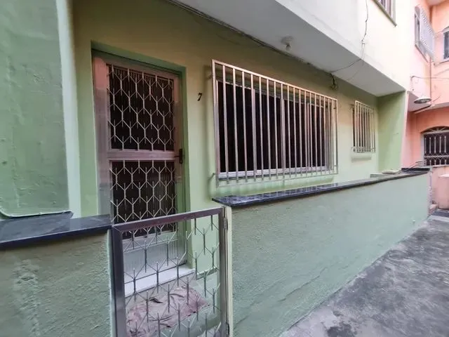 Imagem: Casa para Locação com 2 Quartos na Rua