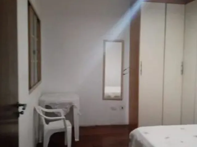 Imagem 4: Aluga-Se Quarto Mobiliado