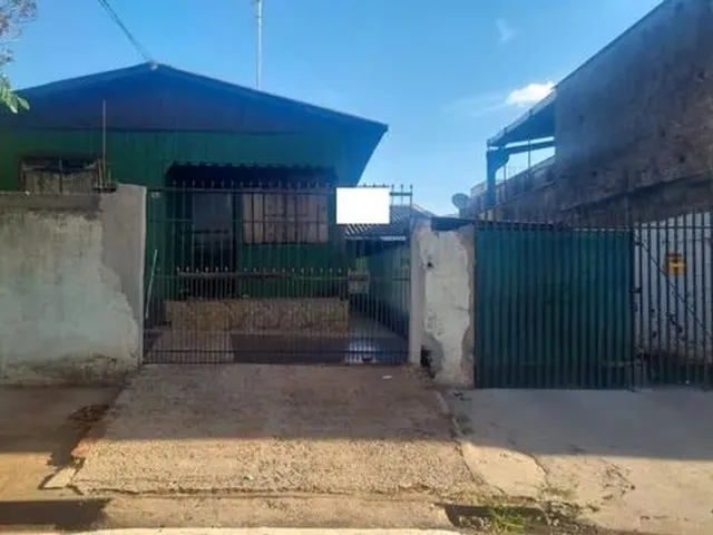 Imagem 2: Casa 3 Dormitórios para Venda em Sarandi, Panorama, 3 Dormitórios, 1 Banheiro, 1 Vaga