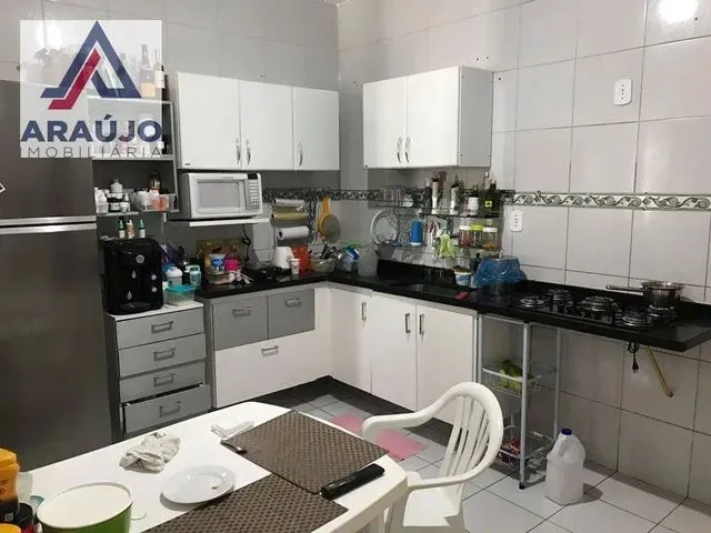Imagem 3: Casa com 3 Dormitórios À Venda, 115 M² por R$ 350.000,00 - Ernesto Geisel - João