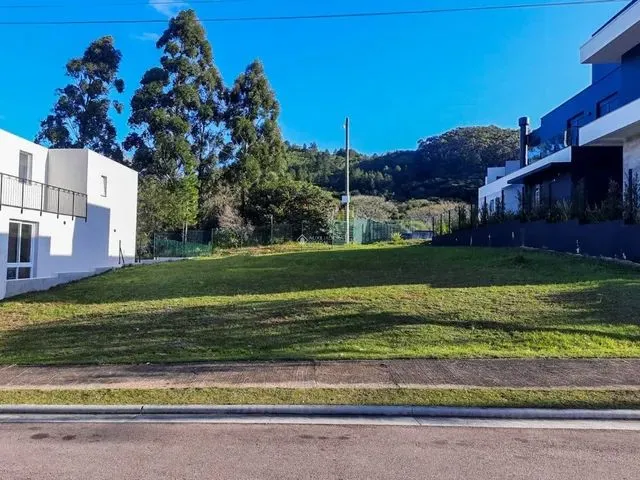 Imagem: O terreno possui 569m² de Área e está localizado em Vila