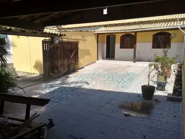 Imagem: Excelente Casa Linear no Centro de Araruama