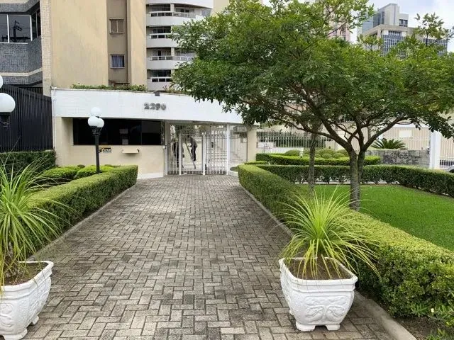 Imagem: O apartamento possui 3 Dormitórios, 1 Suíte, 2 Banheiros,