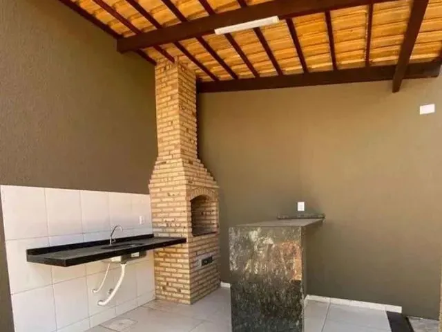 Imagem 2: Casa para Venda Possui 240 Metros Quadrados com 2 Quartos