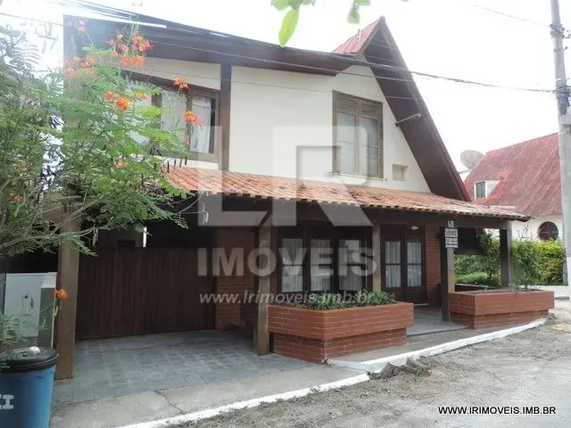 Imagem: Ótima Casa, 4 Quartos, Cond. Fechado, Excelente