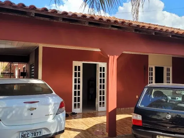 Imagem 3: Vendo Casa Grande com 3 Quartos