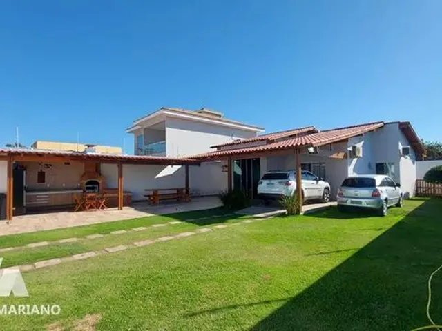 Imagem: Casa a Venda em Interlagos com 3 Quartos