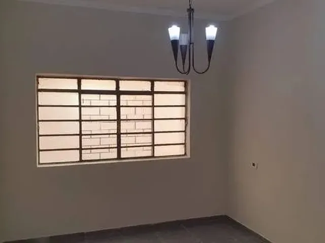 Imagem 2: Urgente!! Casa em V Nova de Colares