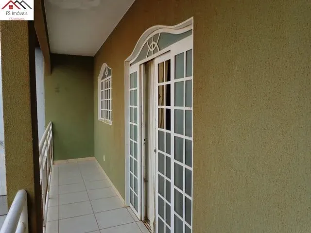 Imagem 7: Qd 101 Ótimo Sobrado 3 Quartos/2 Suites Lote Semi Comercial em Recanto das Emas