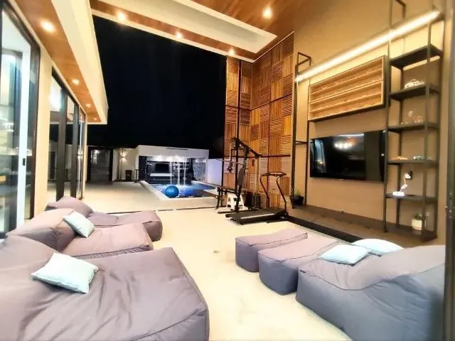 Imagem: Casa com Três Dormitórios Sendo os Três