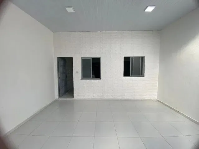Imagem 2: Vende-Se Casa em Rua Pública