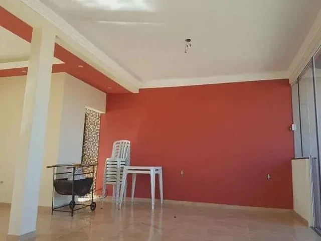 Imagem 5: Casa Linda em Cidade Continental - Europa