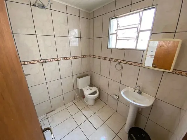 Imagem 7: Alugo - Casa com 4 Quartos no Milton Gavetti