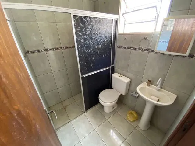 Imagem 8: Alugo - Casa com 4 Quartos no Milton Gavetti