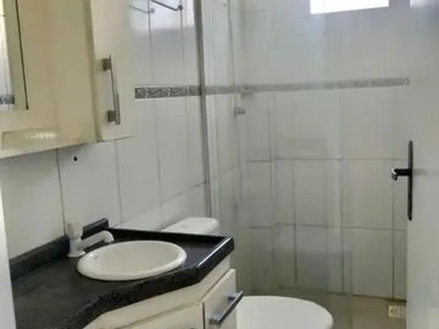 Imagem: Alugo Anual Apto de 2 Quartos nos Ingleses