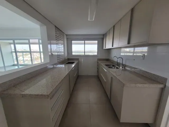 Imagem 11: Apartamento para Aluguel Possui 166 M2 com 03 Quartos no Bairro Tabajaras - Uberlândia
