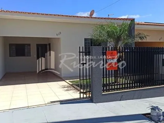 Imagem: Arapongas - Casa Padrão - Vila Edio