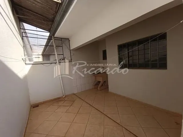 Imagem 7: Arapongas - Casa Padrão - Vila Edio