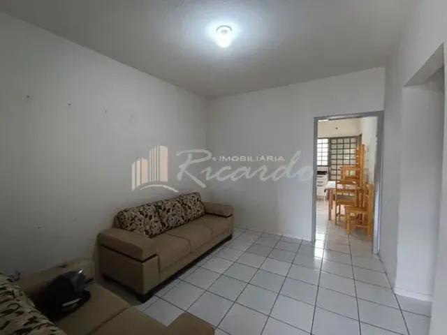 Imagem 8: Arapongas - Casa Padrão - Vila Edio