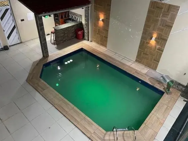 Imagem 3: Vendo Casa Duplex , Cidade Nova em Rua Pública