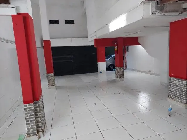 Imagem: Loja Centro, Início da Rua do Imperador