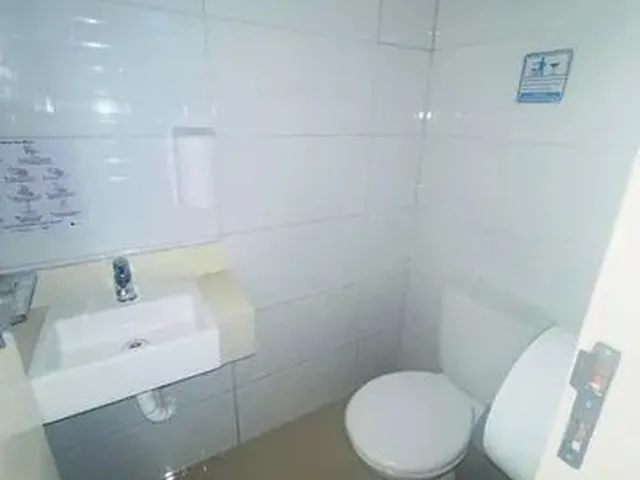 Imagem 3: Vendo Sala Comercial no Shopping Millenium Torre Medical Totalmente Mobiliada/ Financia