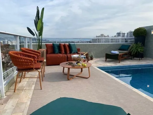 Imagem 1: Cobertura para Venda com 224 Metros Quadrados com 2 Quartos em Itacorubi - Florianópolis