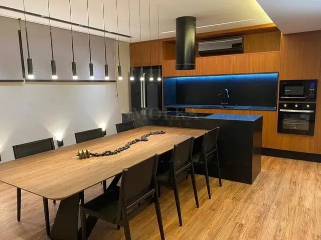 Imagem 2: Cobertura para Venda com 224 Metros Quadrados com 2 Quartos em Itacorubi - Florianópolis