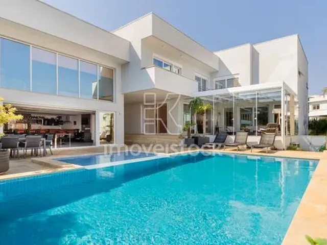 Imagem: Casa Emocionante com Design Espetacular!