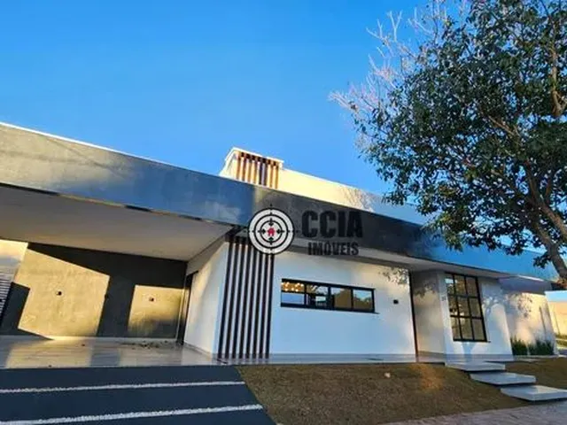 Imagem: Casa com 3 Dormitórios À Venda, 246 M²