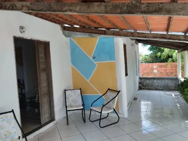 Imagem: Casa com 2 Quartos e 2 Banheiros, Distrito