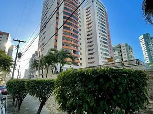 Imagem: O apartamento possui 5 Dormitórios, 3 Suítes, 5