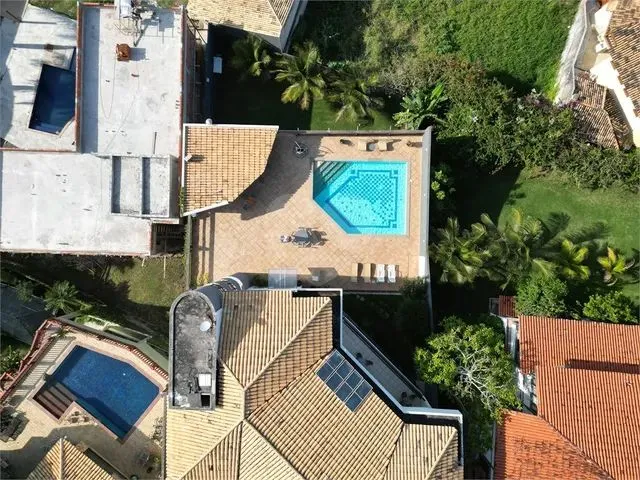 Imagem 10: Casa com 8 Quartos na Praia do Morro Á Venda